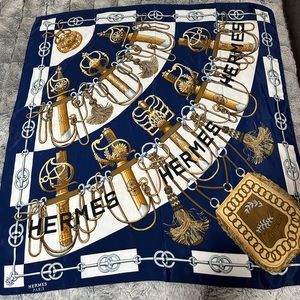 Authentic Hermés Carre 90 Cliquetis Scarf Blue/white/gold 100% Silk -